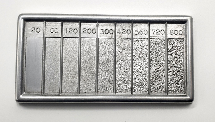 Roughness Ra and Rz are parameters that describe surface roughness. They are methods used to describe the longitudinal curvature and average height difference of the machined surface.
